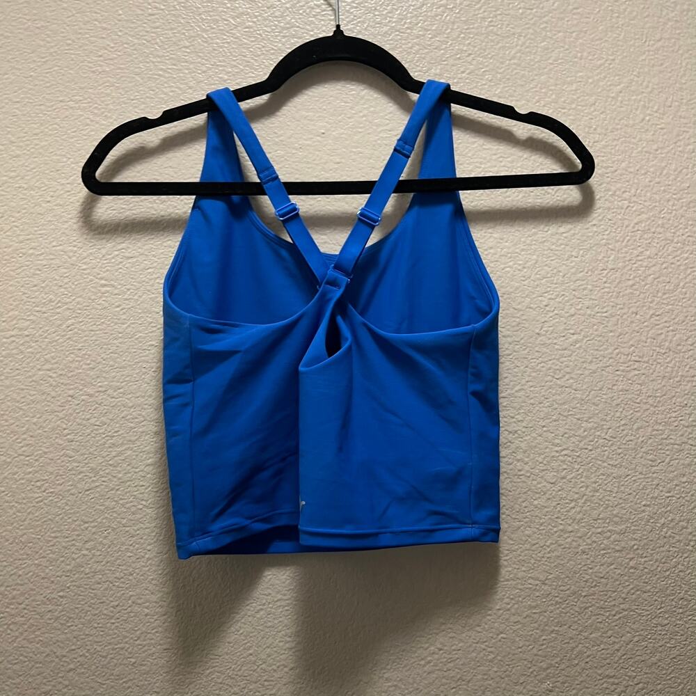 Old Navy Powersoft Light Support Active Crop Tank… - image 3